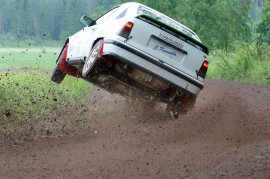Joskus ralleissa on vähän turhankin paljon vauhtia.