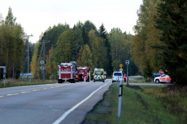 Rekkaonnettomuus tapahtui Kakkostiellä Kojonperän ja Palojoen risteysten tuntumassa. Kuva: Simo Päivärinta