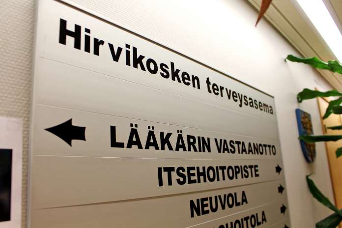 Valiokunnan esityksen toteutuminen tietäisi Hirvikosken terveysaseman lakkauttamista. Seuraavaksi esitykseen ottaa kantaa kaupunginhallitus.