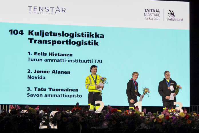 Loimaalla Novidan ammattiopistossa opiskeleva Jonne Alanen sai kaulaansa hopeisen mitalin kuljetuslogistiikasta Taitaja 2025 Turku -kisoissa. Kultaa voitti Eelis Hietanen ja pronssia Tatu Tuomainen.